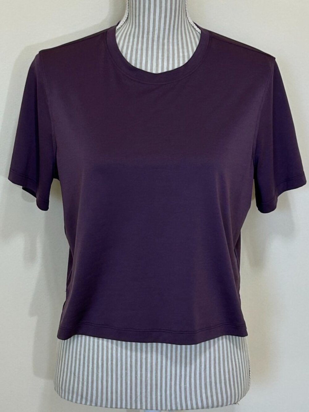 Lululemon Athletica Cropped Short Sleeve T-shirt Plum